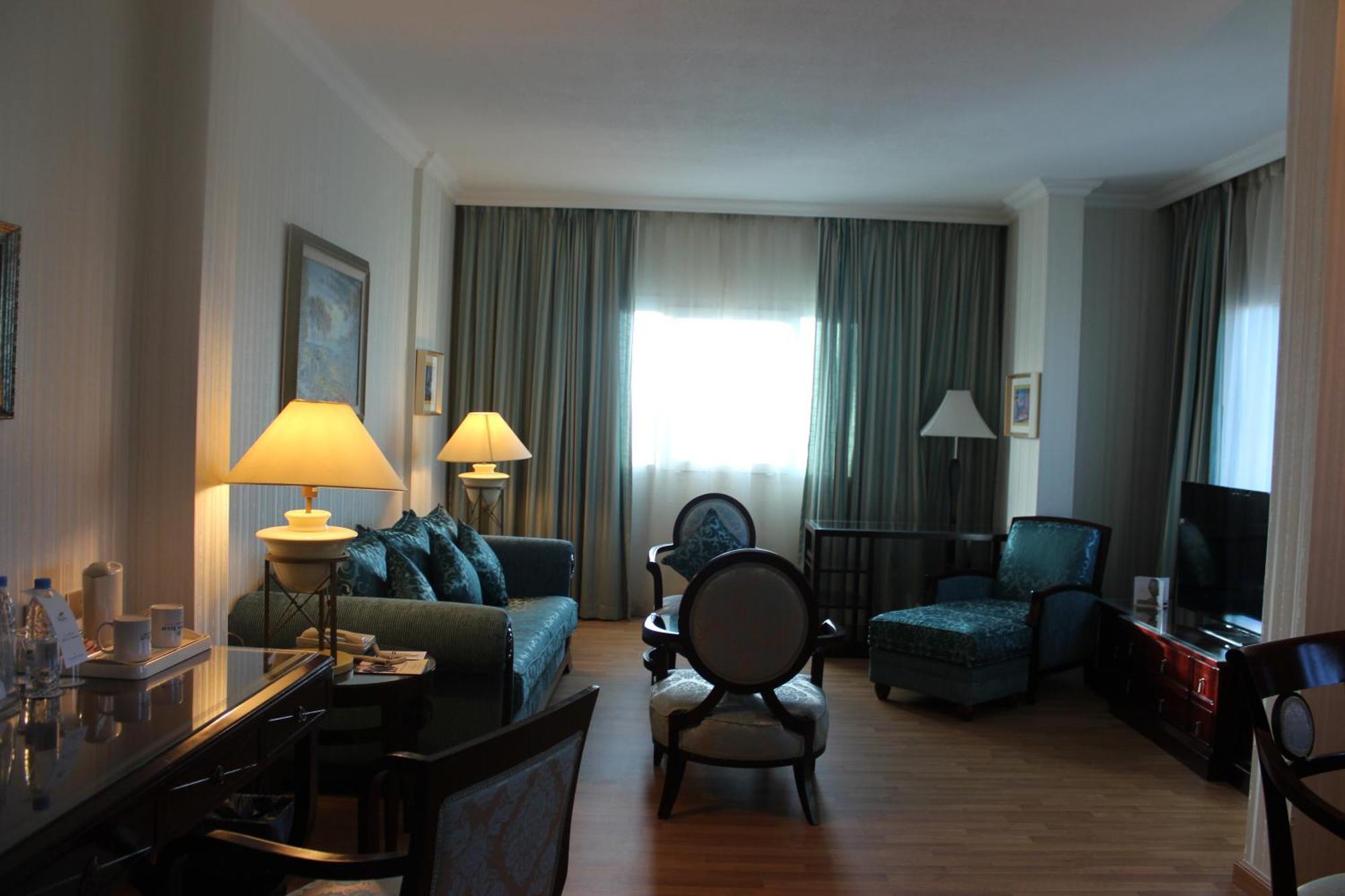 Hotel Swiss Al Hamra 4*